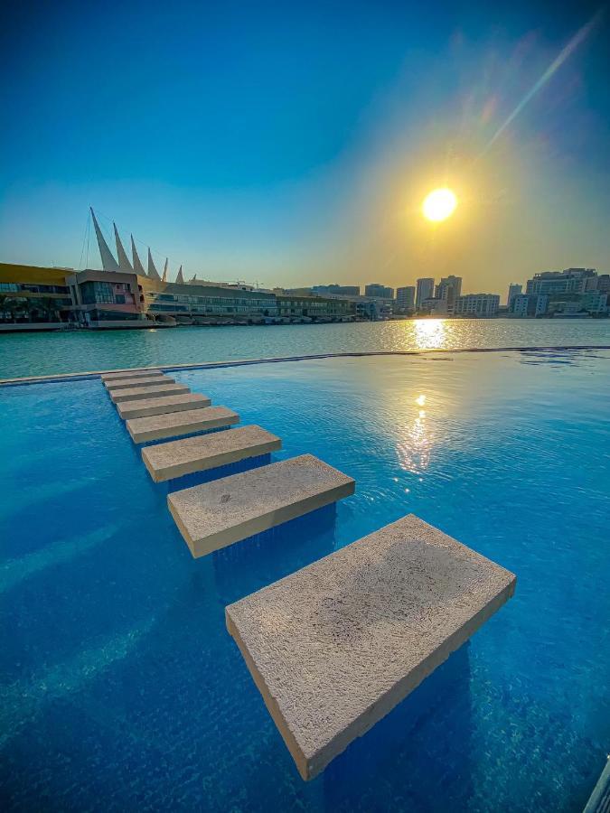 The Sea Loft Boutique Chalets Manama Extérieur photo